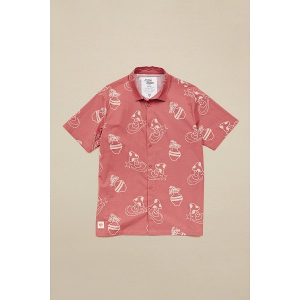 Globe Underground Holiday red smoke 2022 camisa